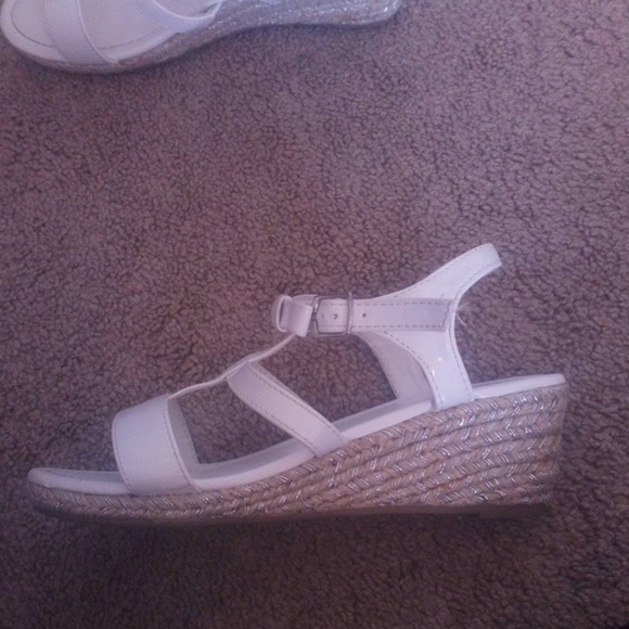 Wedges - Picture 2 of 4